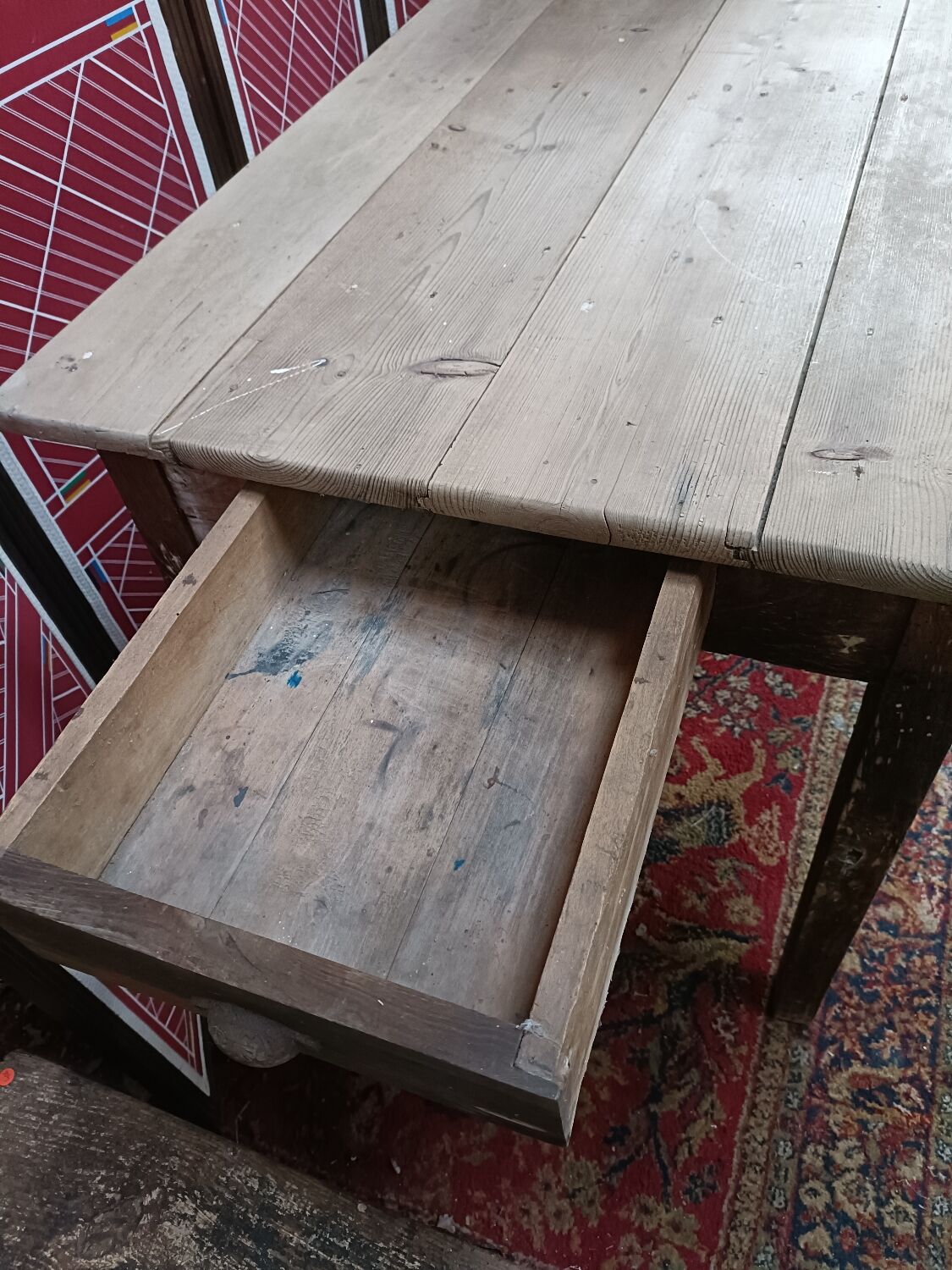 Ancienne table de ferme, 6 couverts et 2 tiroirs