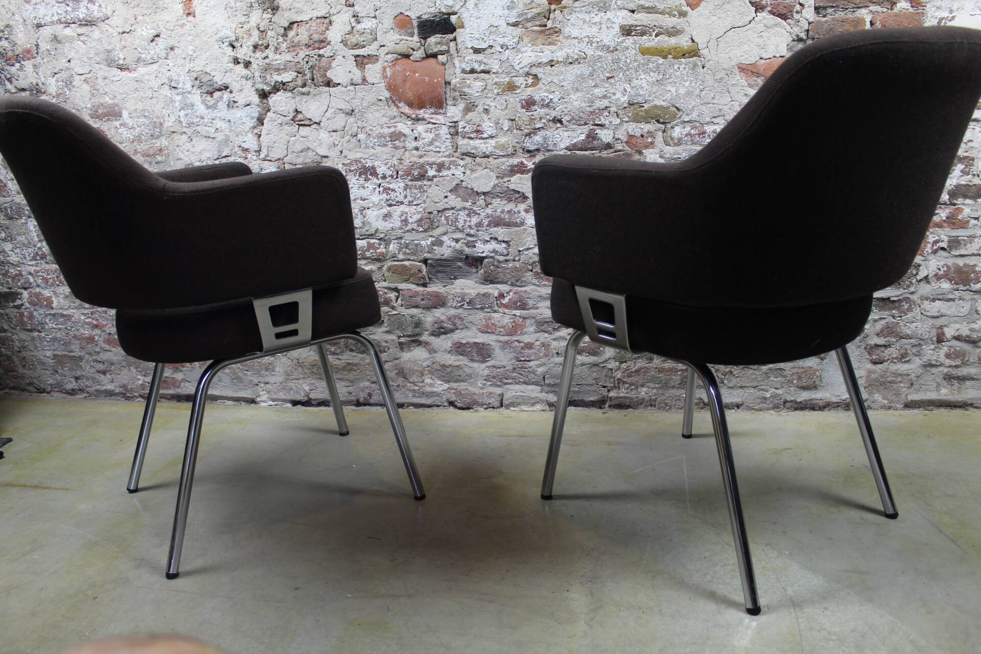 Set of #2 Eero Saarinen style dining chairs