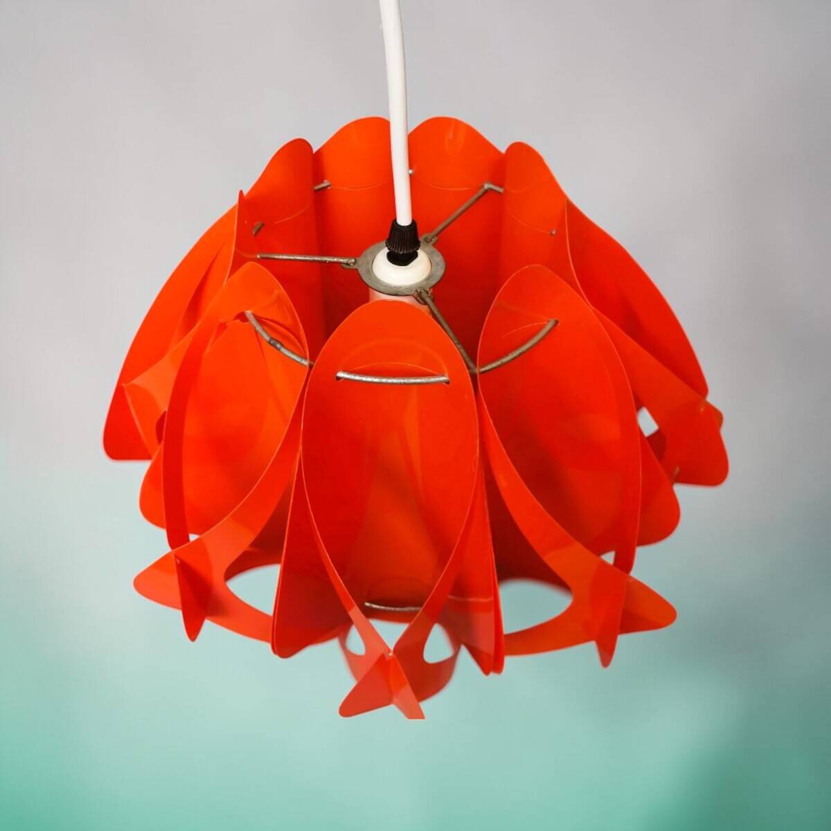Mid Century Modern 70s red pendant light