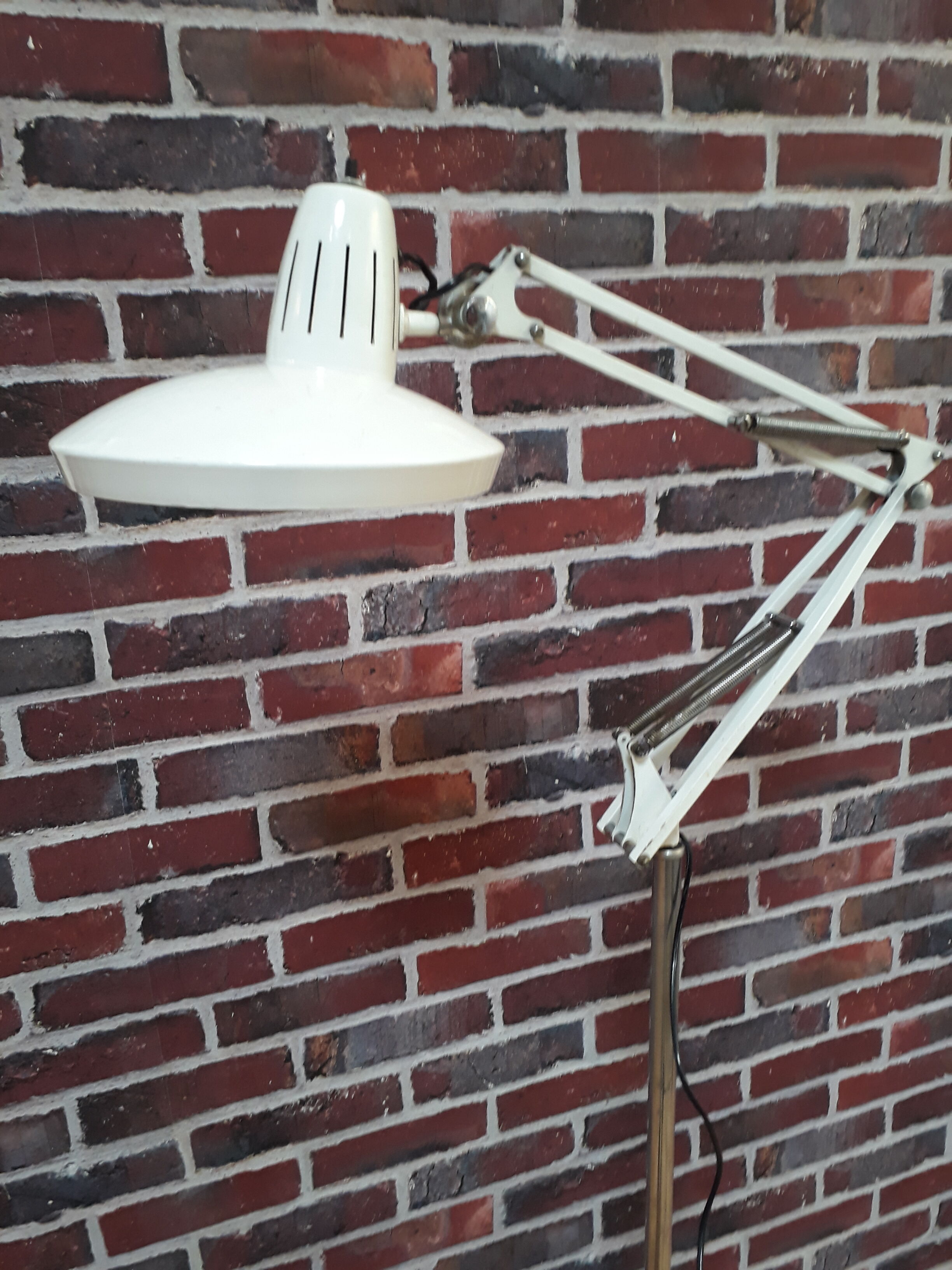 Fase of 70s floor lamp