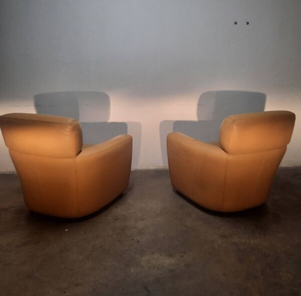 Paire de fauteuil club en cuir :roche et bobois