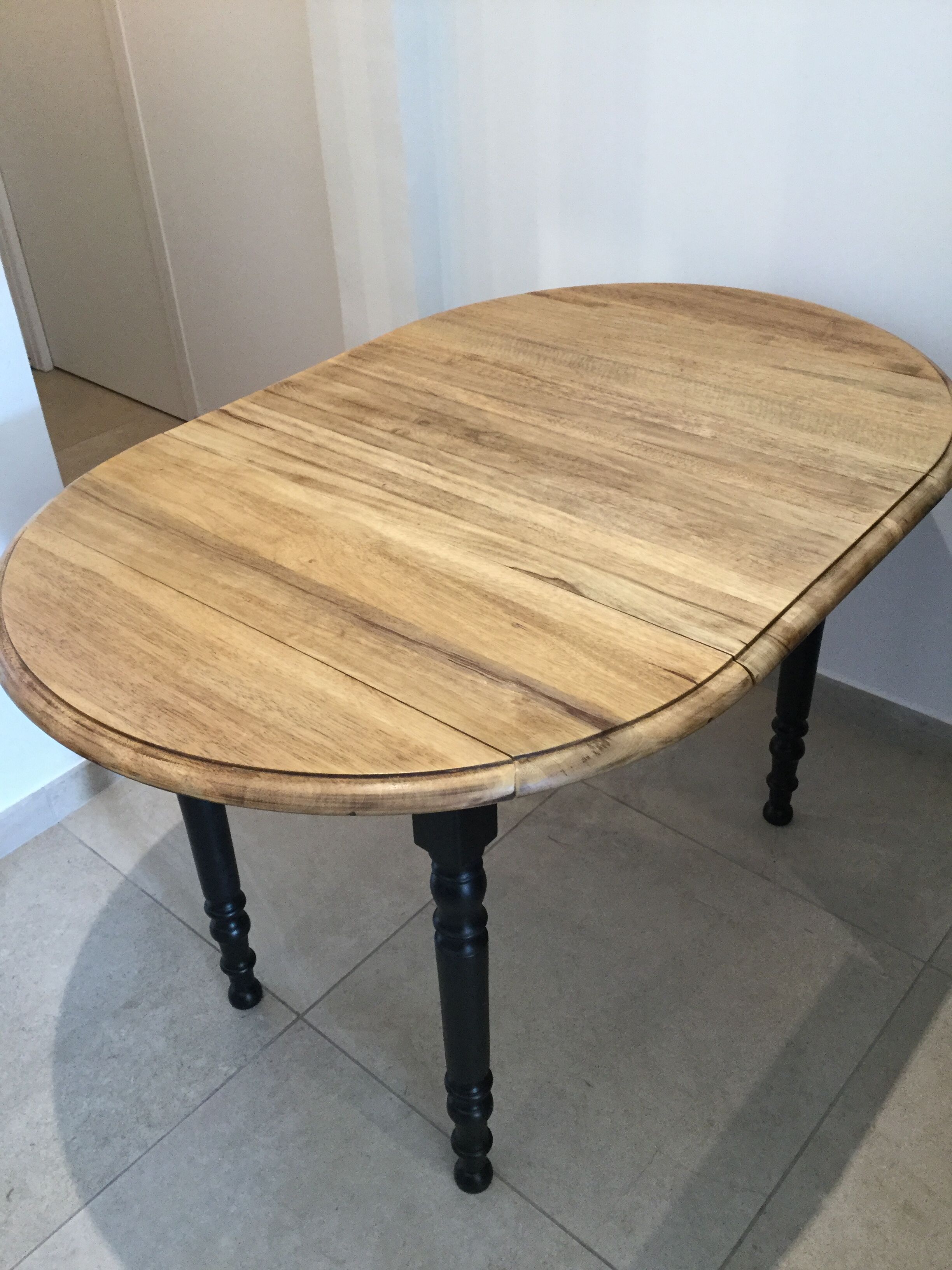 Round table wood diameter 81 cm