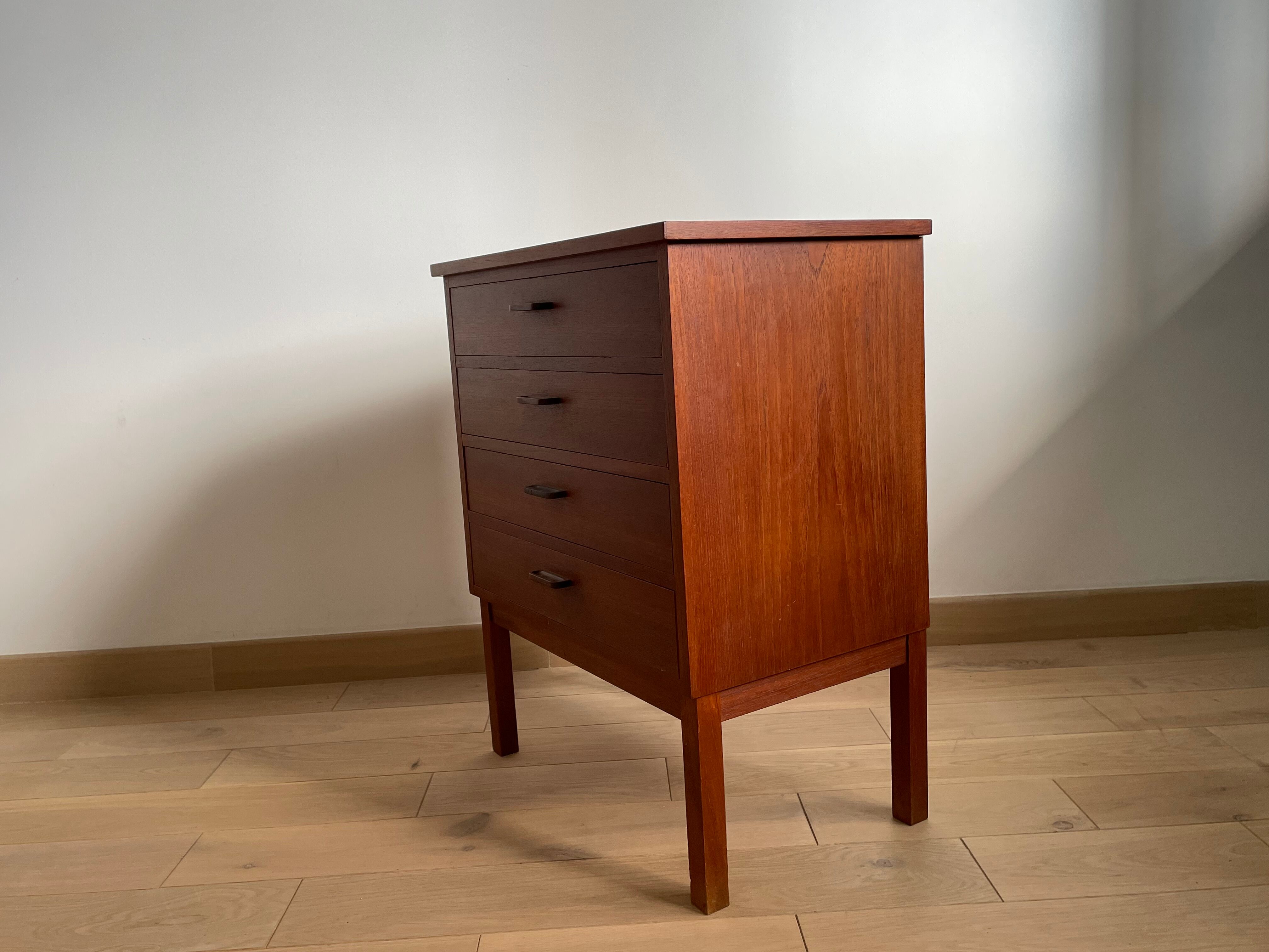 Commode scandinave en teck Soborg Mobler