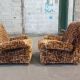 Paire de fauteuils en velours, 1970