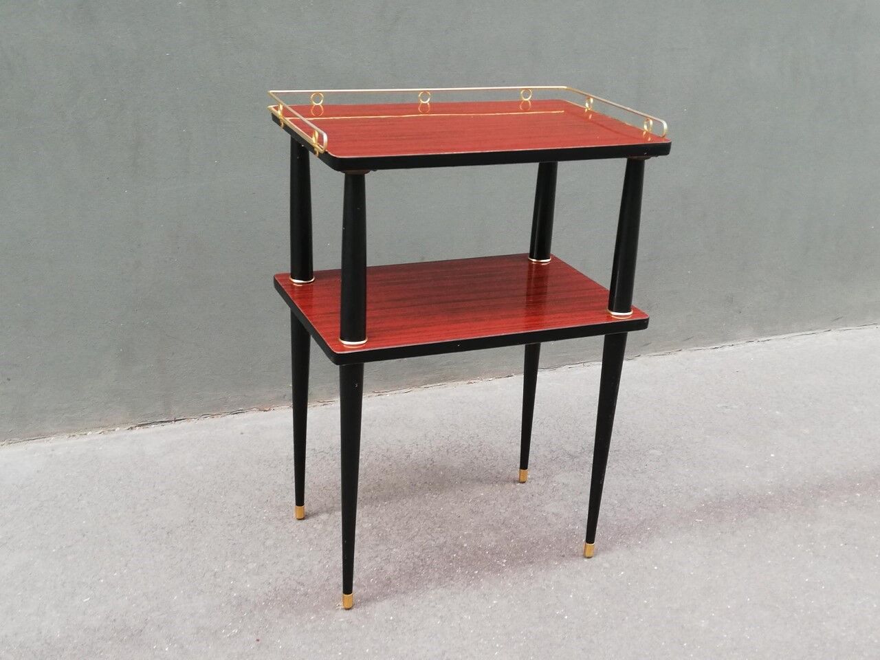 Vintage side table 60