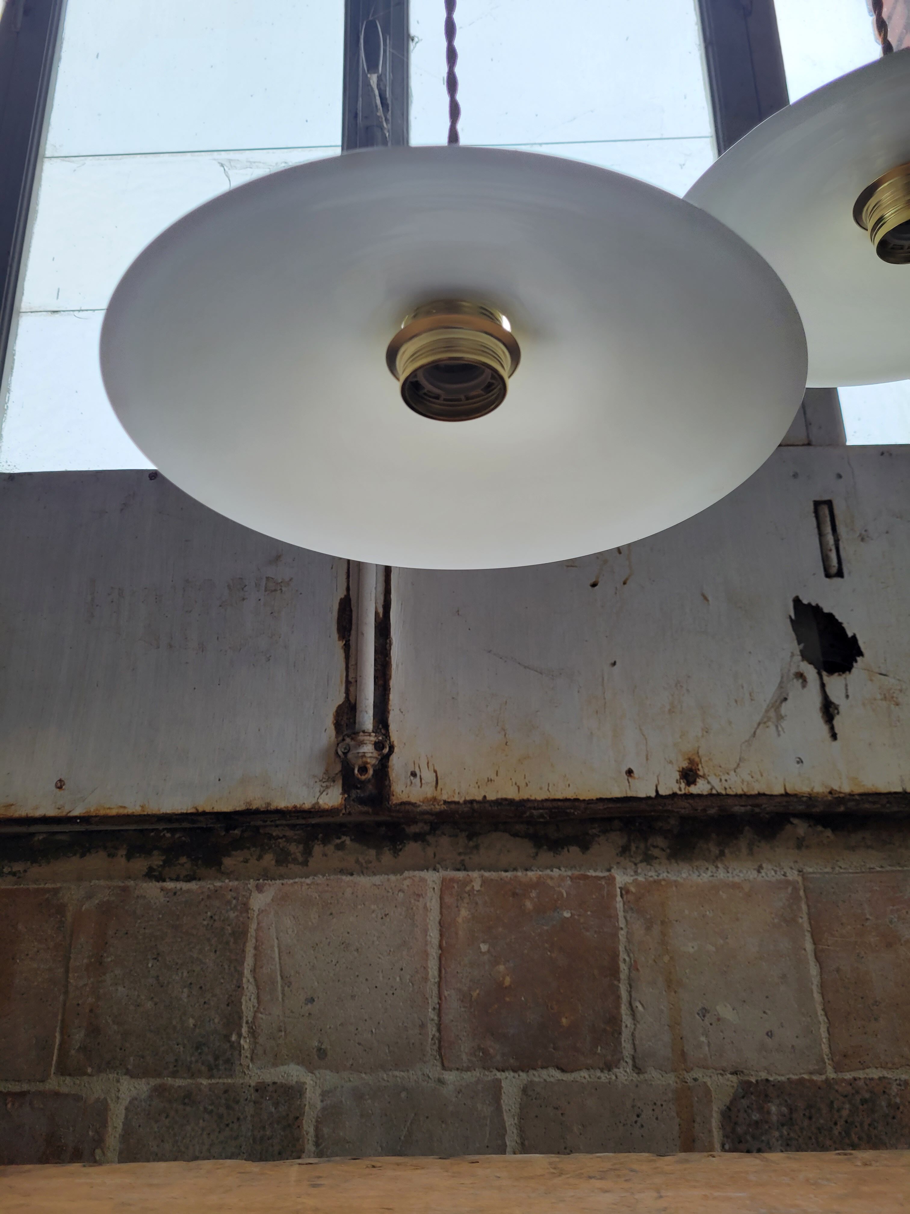 Duo de suspensions en opaline blanche