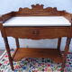 Table de toilette en pichepin