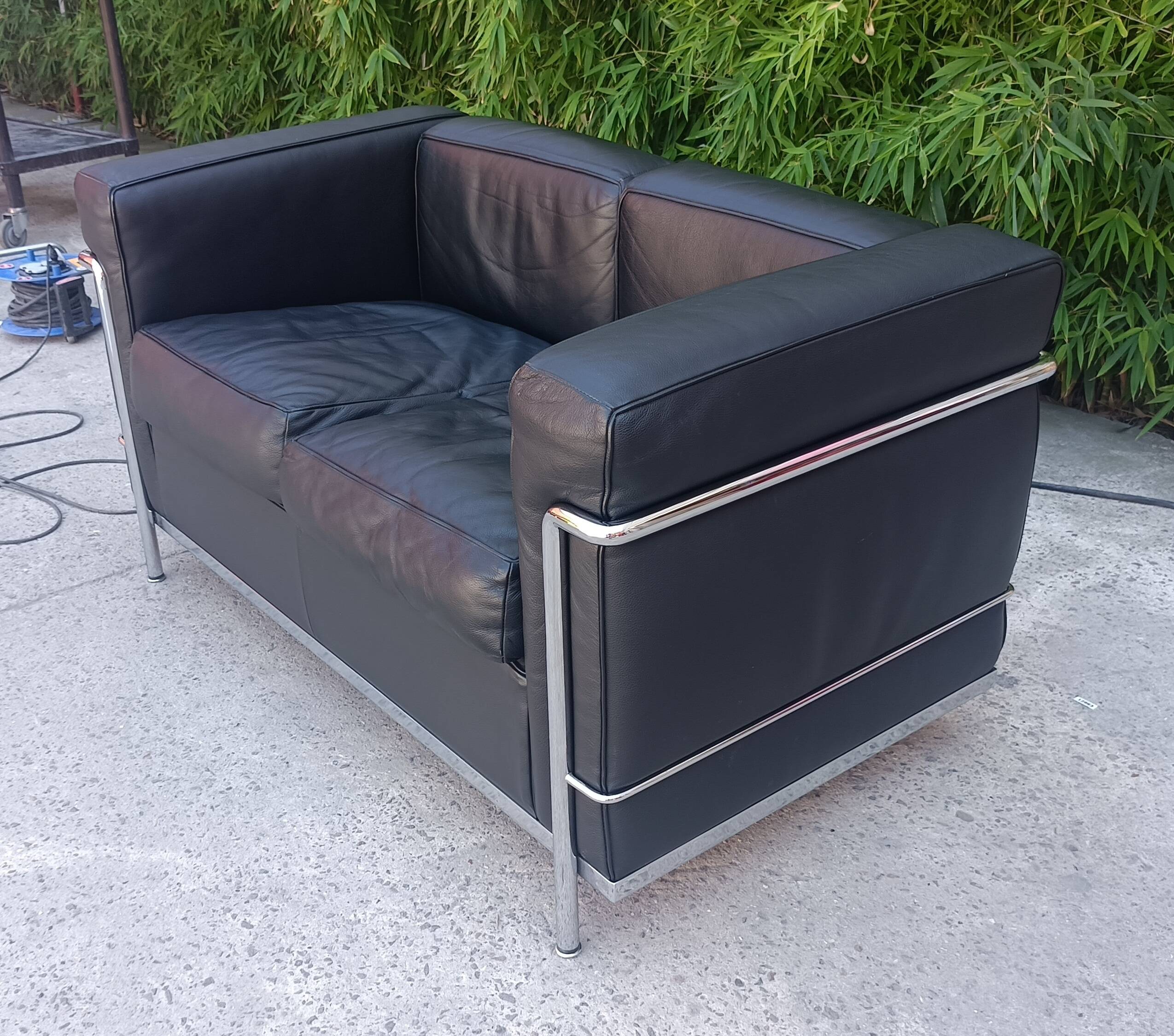 LC2 sofa by Le Corbusier for Cassina