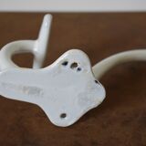 White enamelled cast iron pad