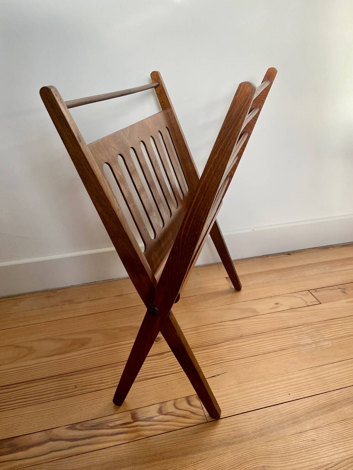 Scandinavian magazine rack