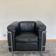 Lc2 lecorbusier black leather armchair