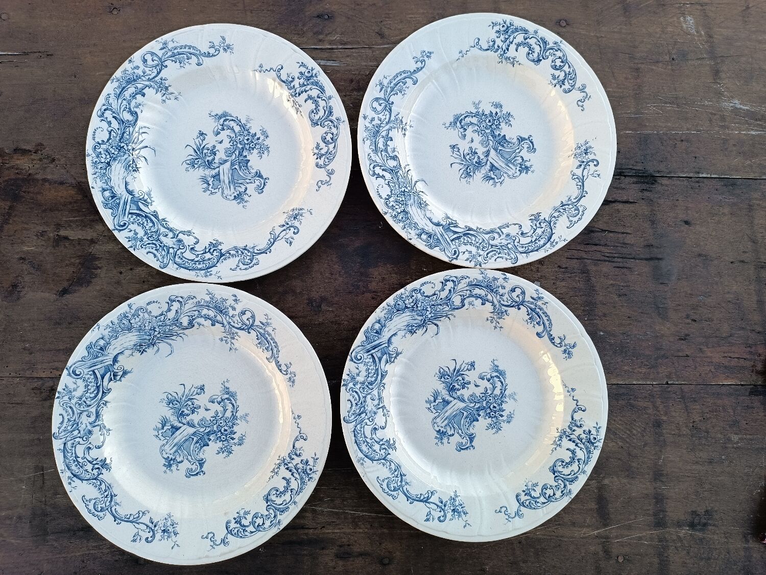 Earthenware plates iron Gien Baroque model