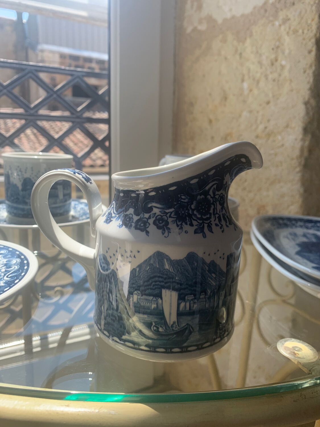 Villeroy & Boch "blue castle" breakfast service