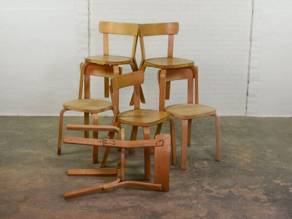 Rare ensemble de 6 chaises Alvar Aalto modèle 69 pour Artek