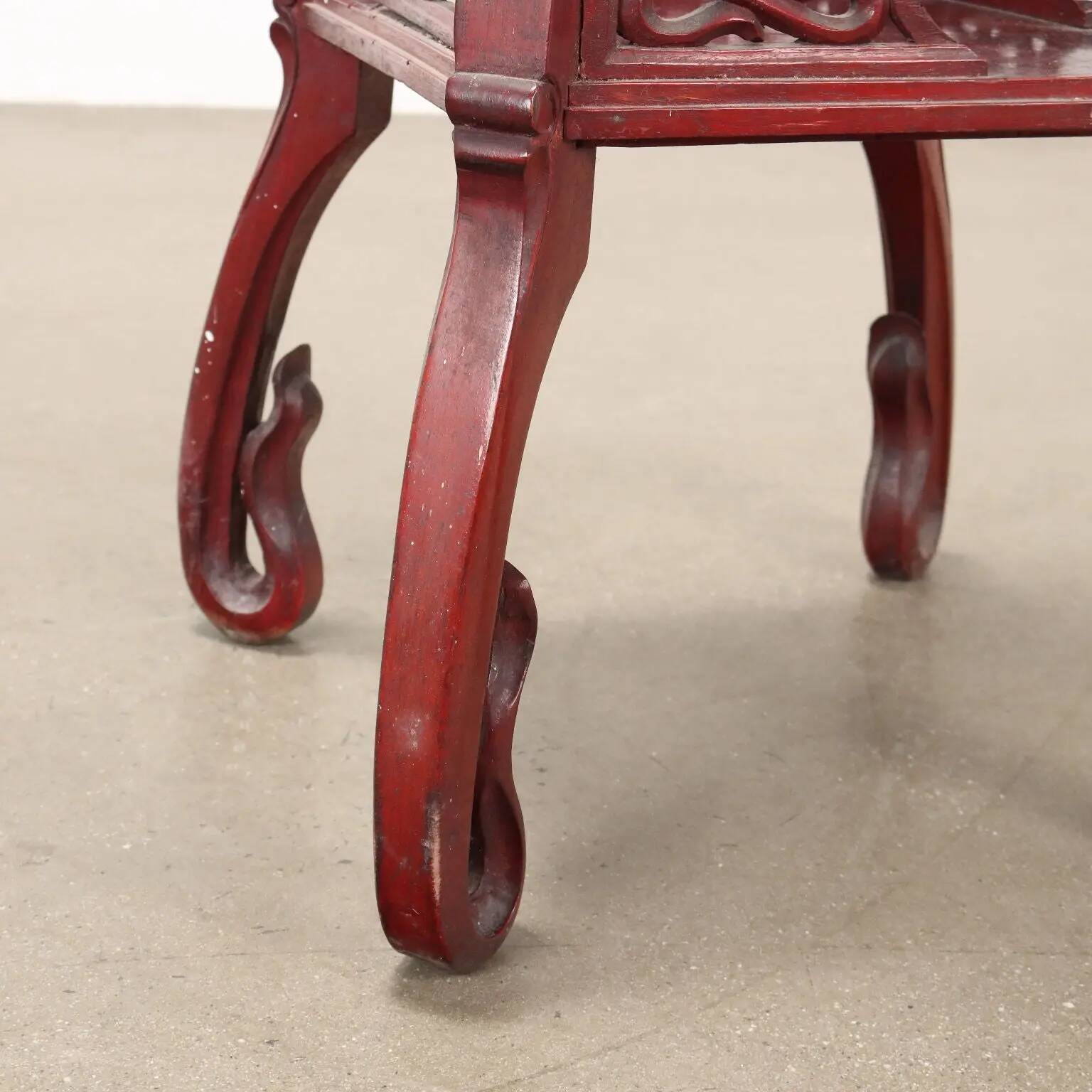 Antique walnut vase holder with decorations, 19th century