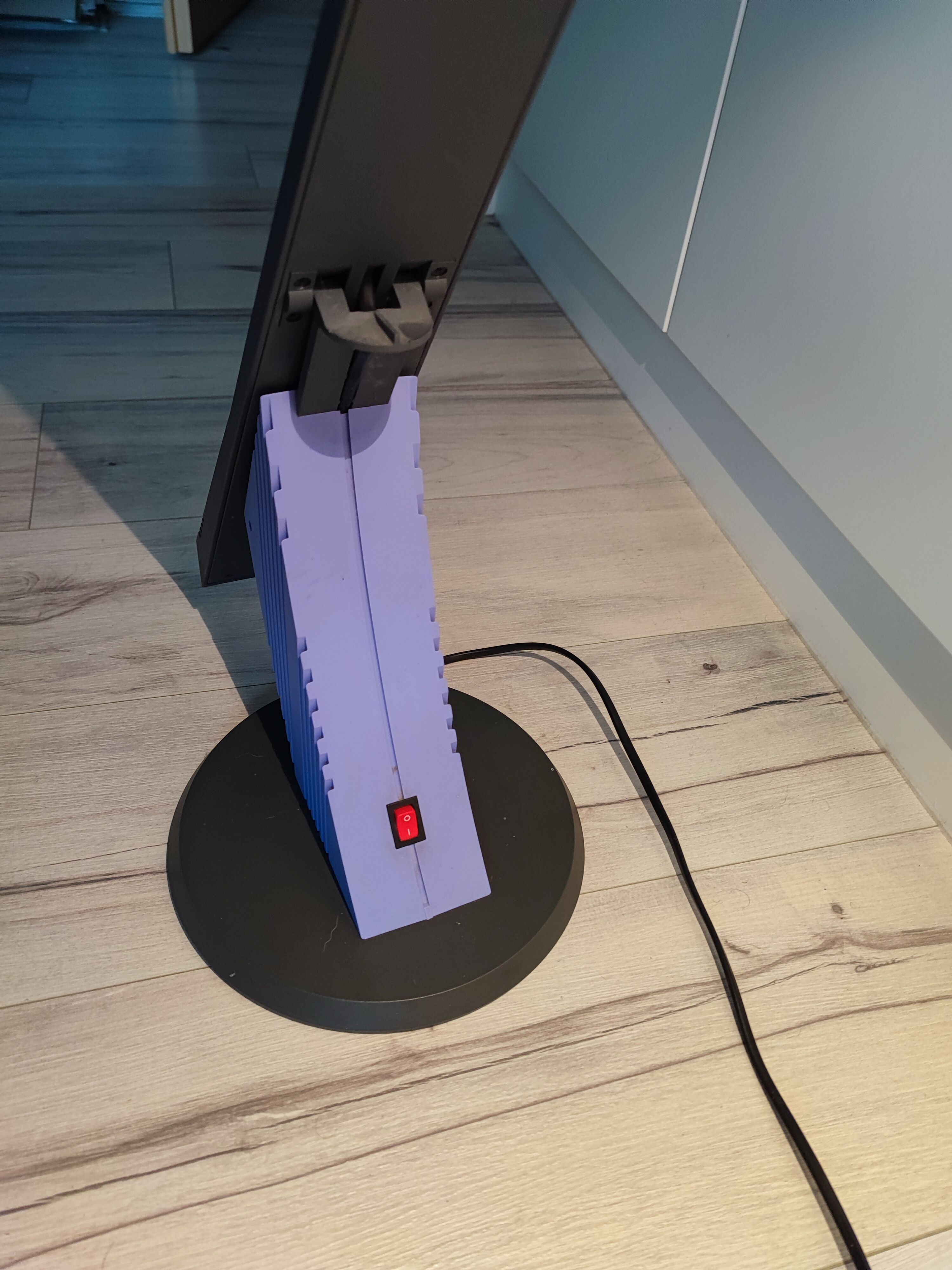 Dromos desk lamp designer Ferarri E.