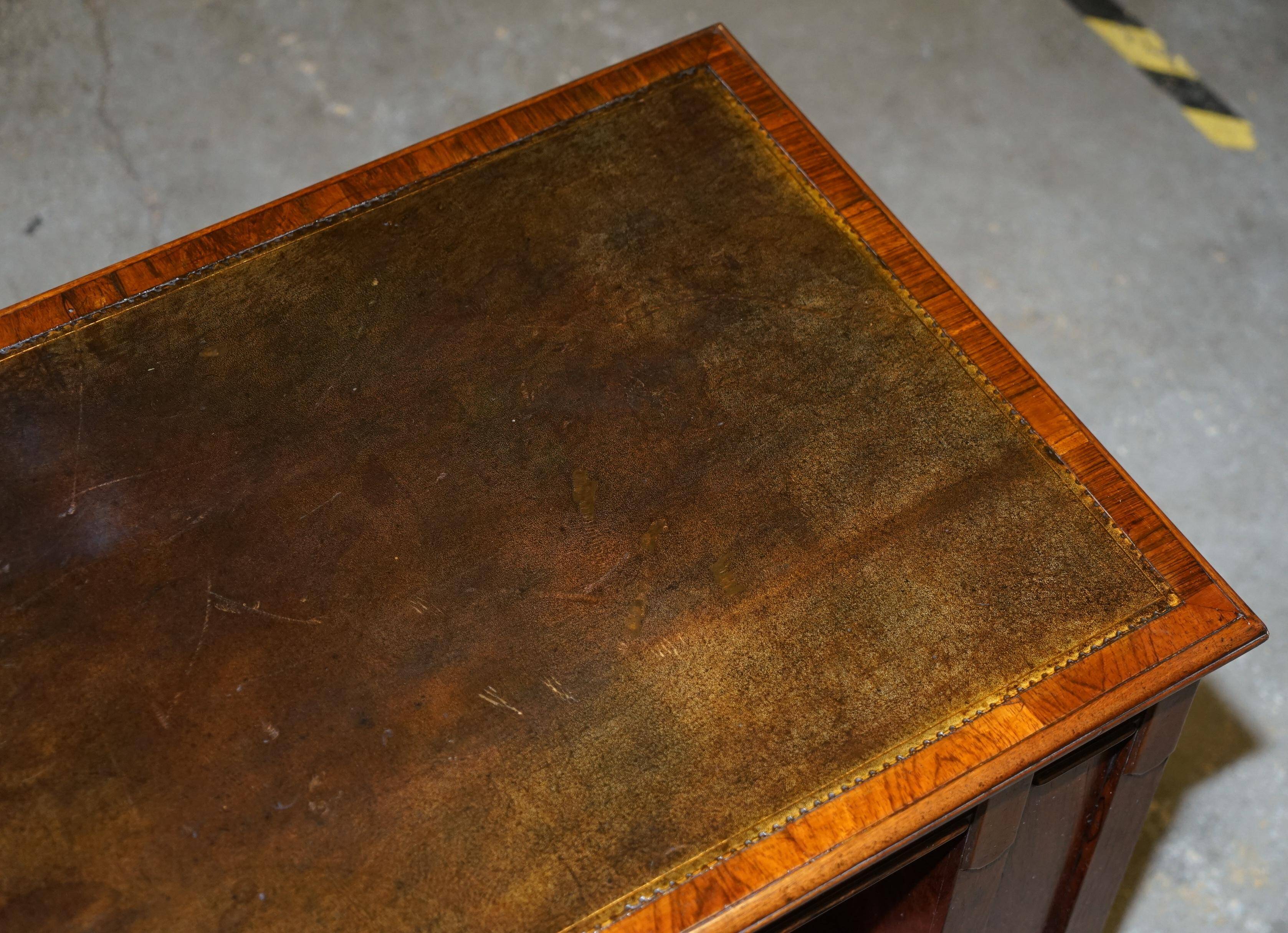 Cabinet de bibliothèque Folio en bois dur William IV vers 1830 avec tiroirs
