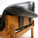 Fauteuil brutaliste cuir et chêne, 1960