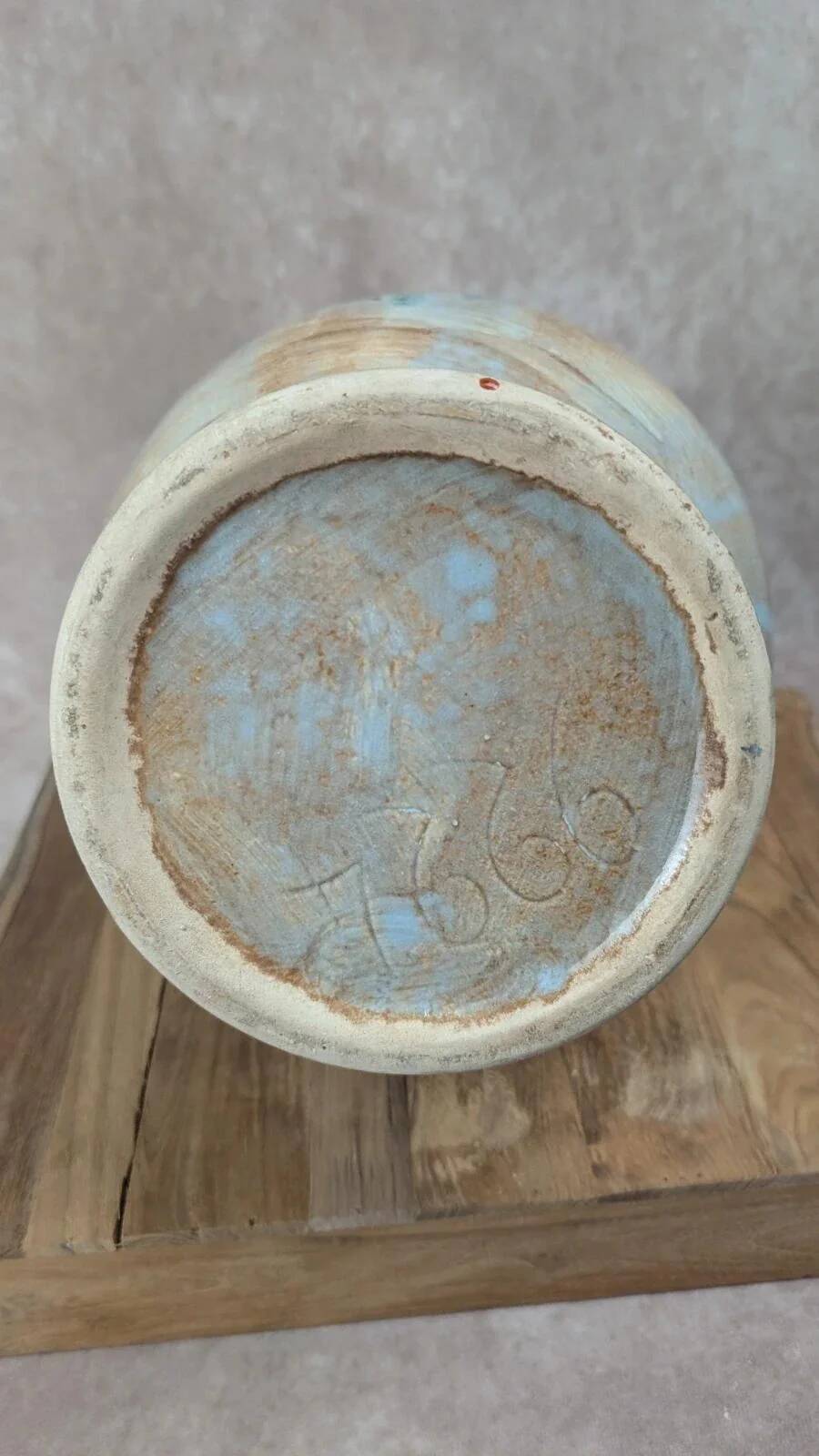 Large vintage vase Saint-Clément France – hand-painted floral decoration