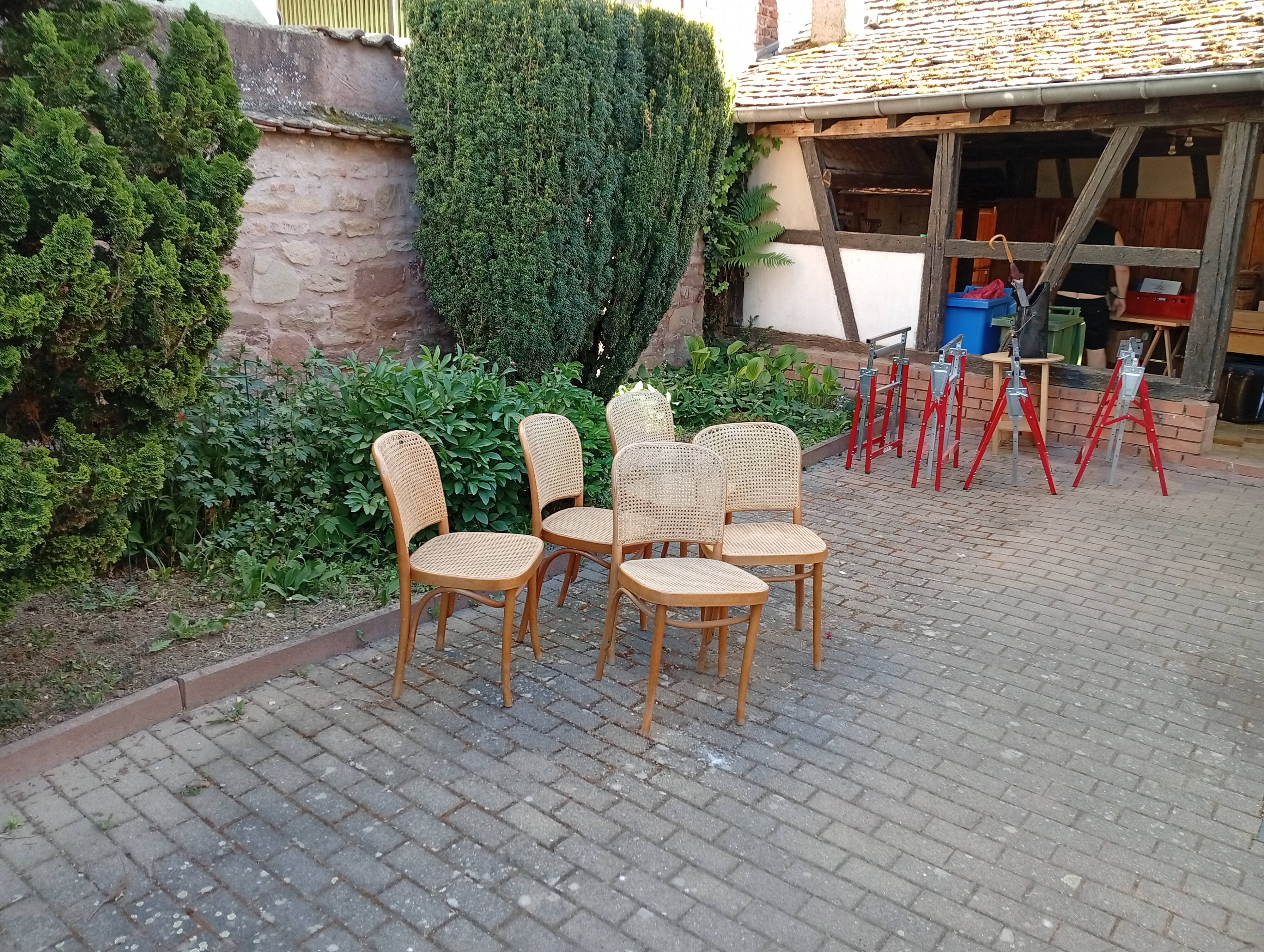 Lot 5 chaises de bistrot