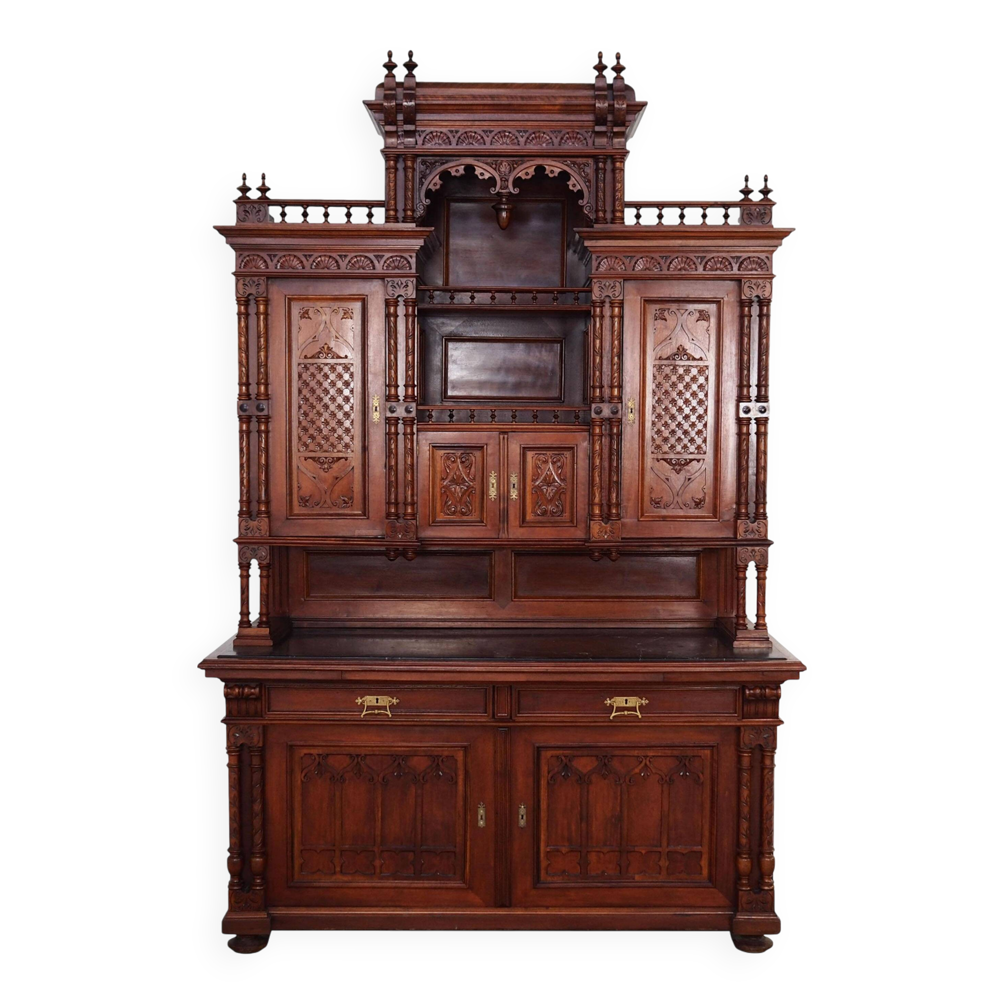 Armoire, vaisselier en chêne, Allemagne première moitié du XXème s.