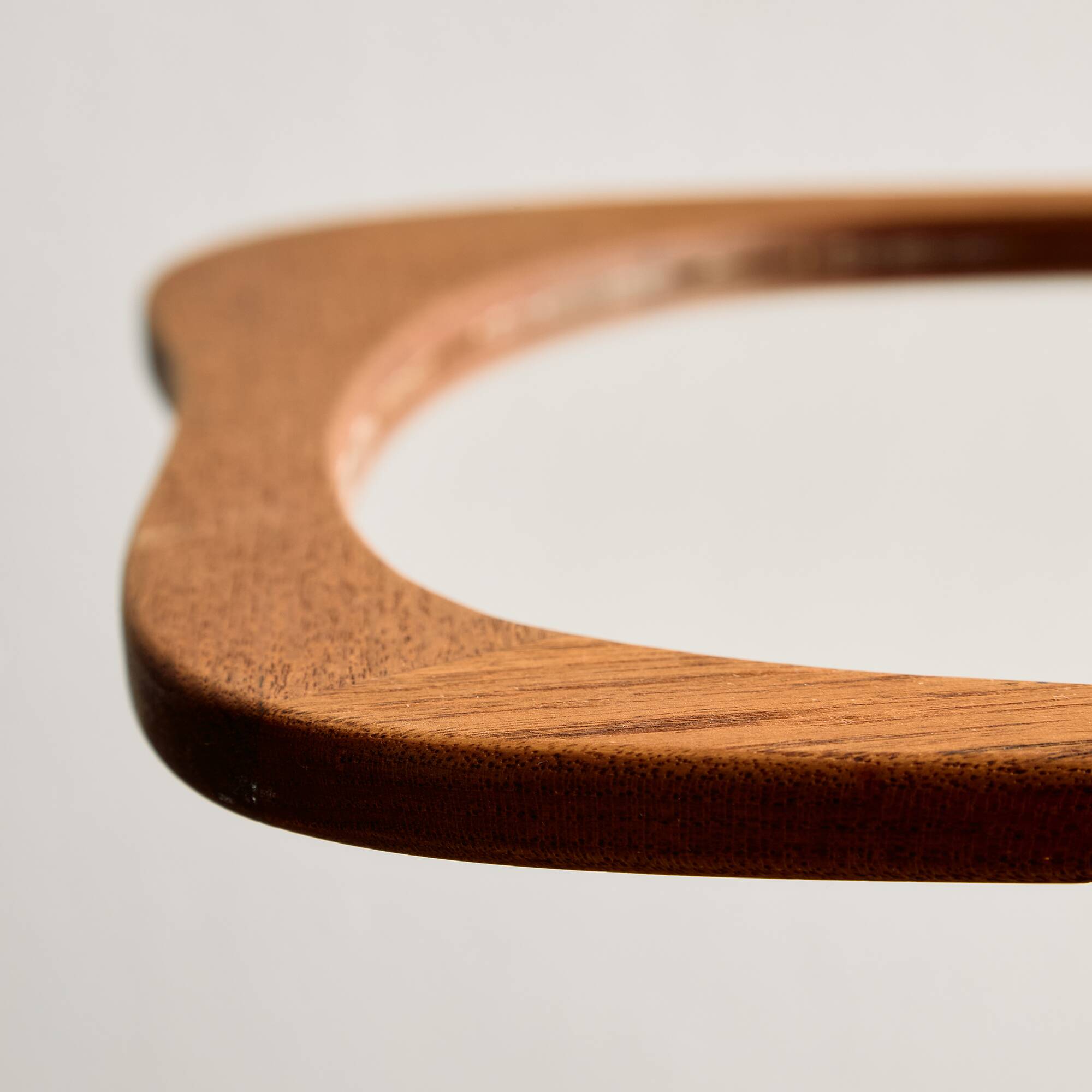 Framed mirror in teak
