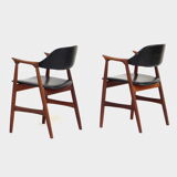 Set of two cowhorn desk arm chairs in black leatherette with teak frame, 1960s