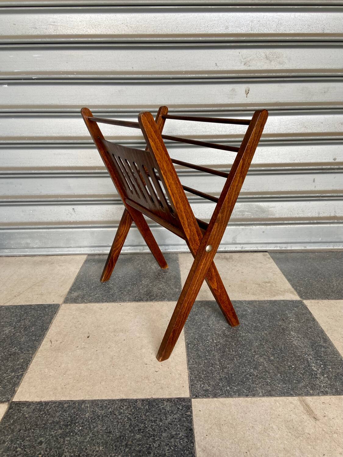 Cees Braakman designer magazine rack