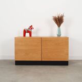 Buffet en frêne, design danois, années 1970, production : Danemark