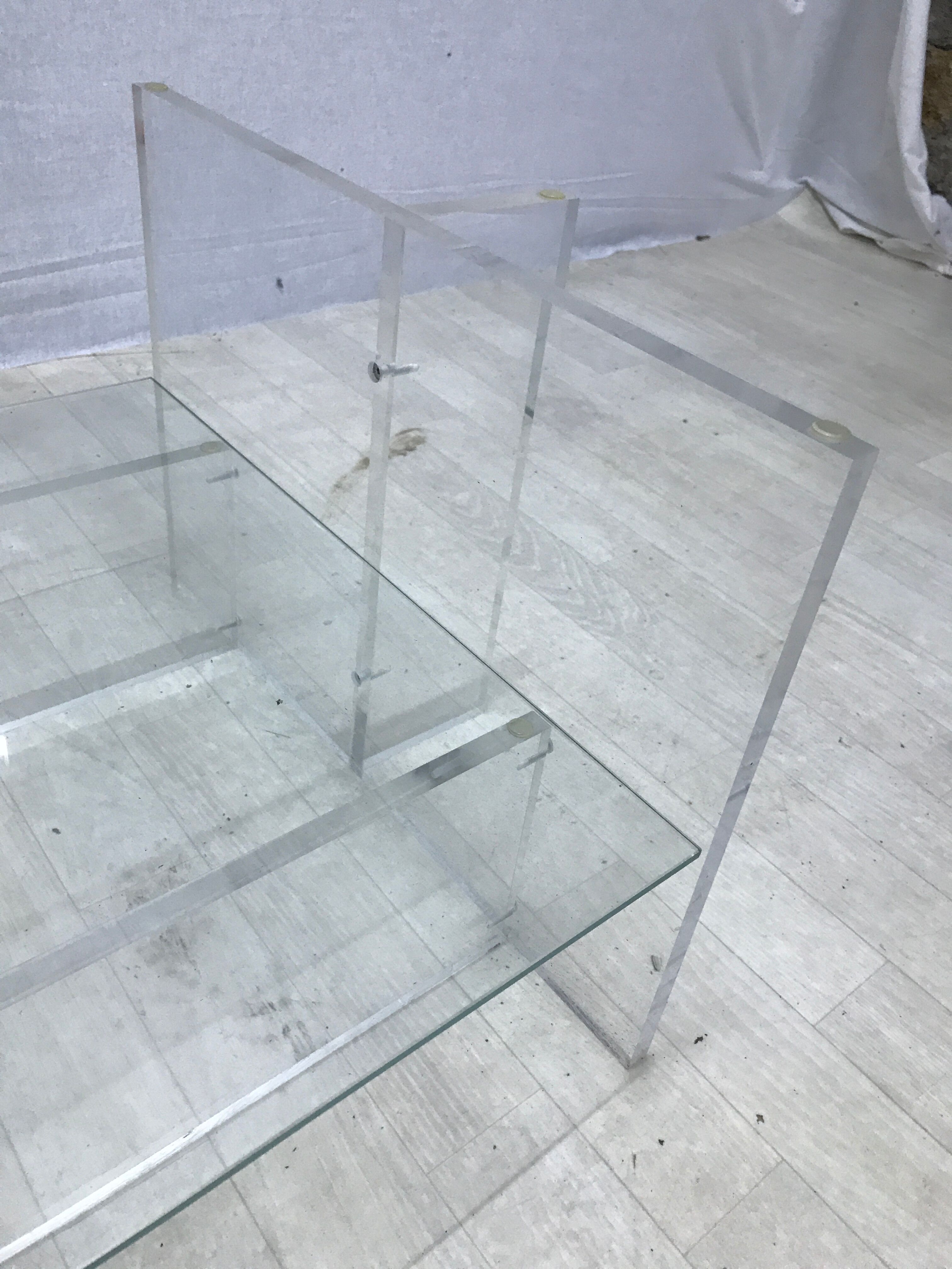 Plexiglas coffee table and glass