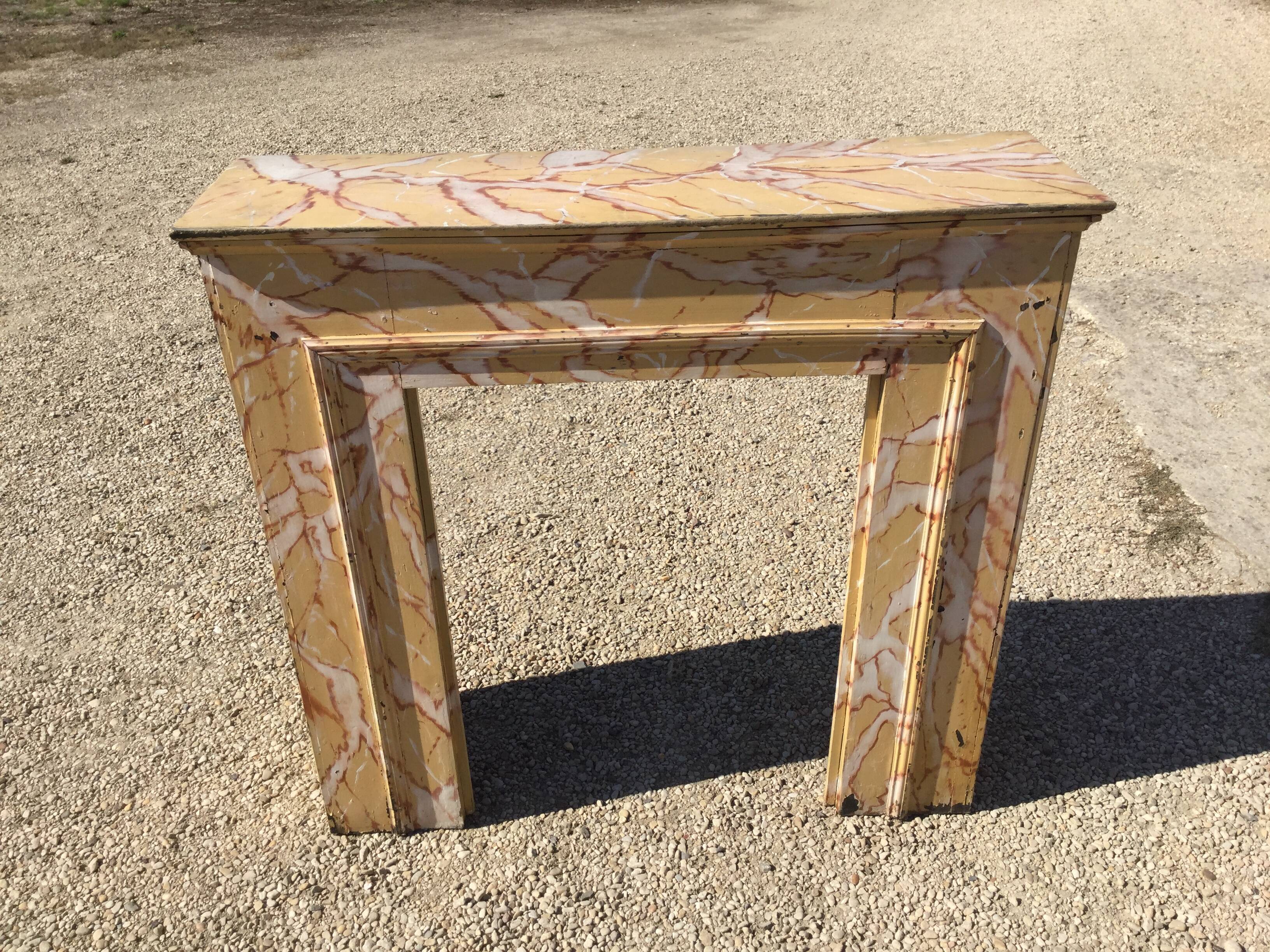 Cheminée en bois