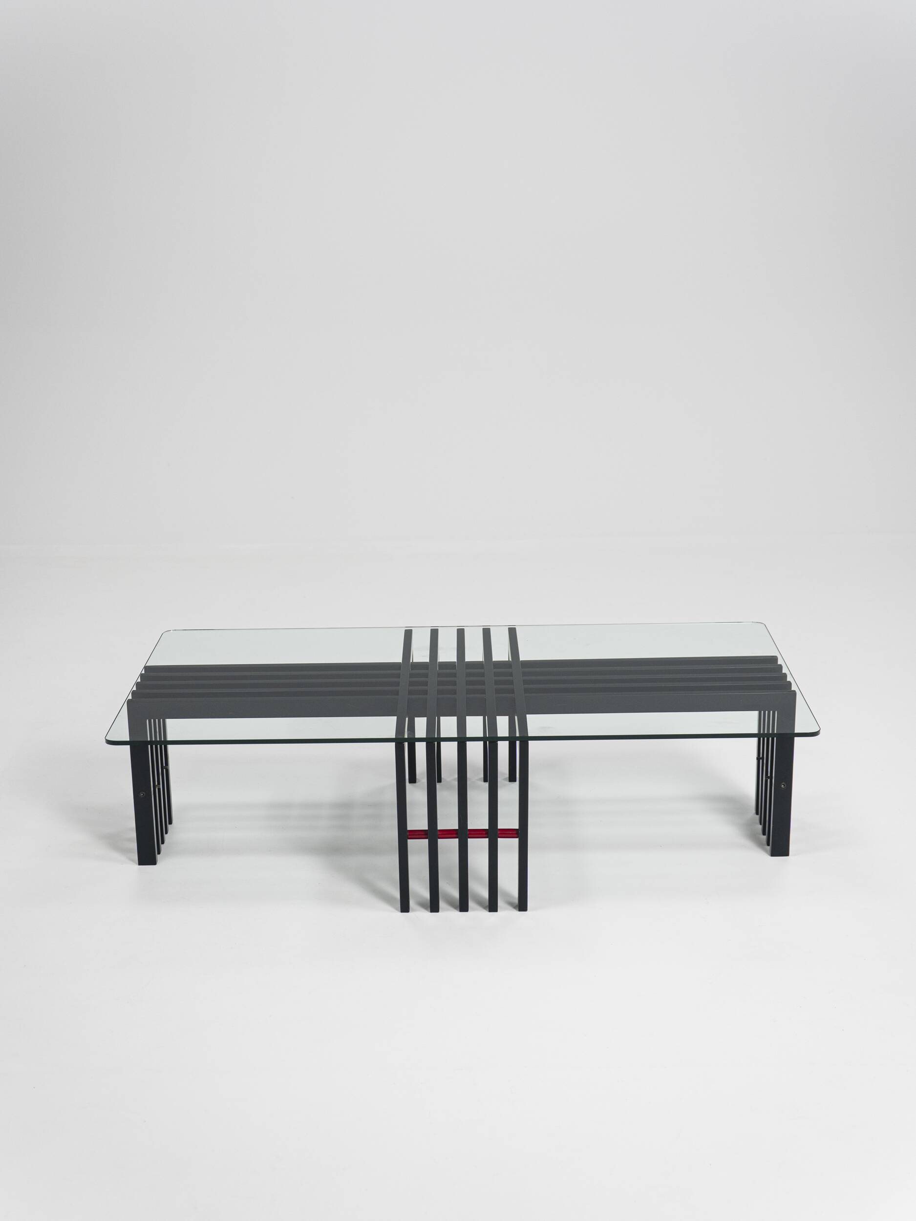 Table basse à cadre en bois, Italie, années 1970