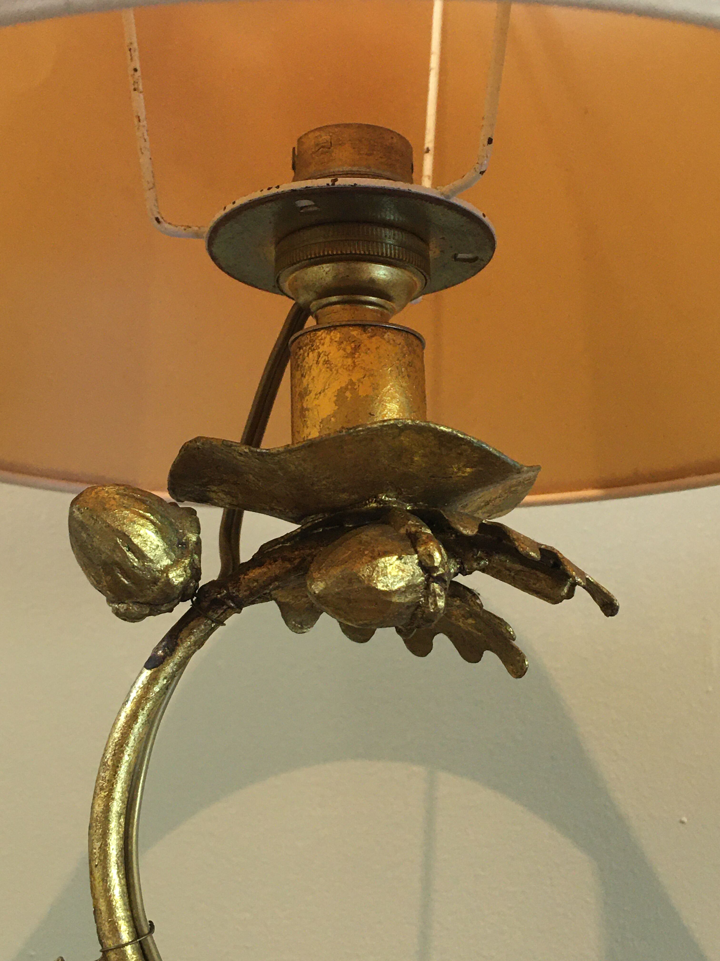 Golden lamp oak leaves