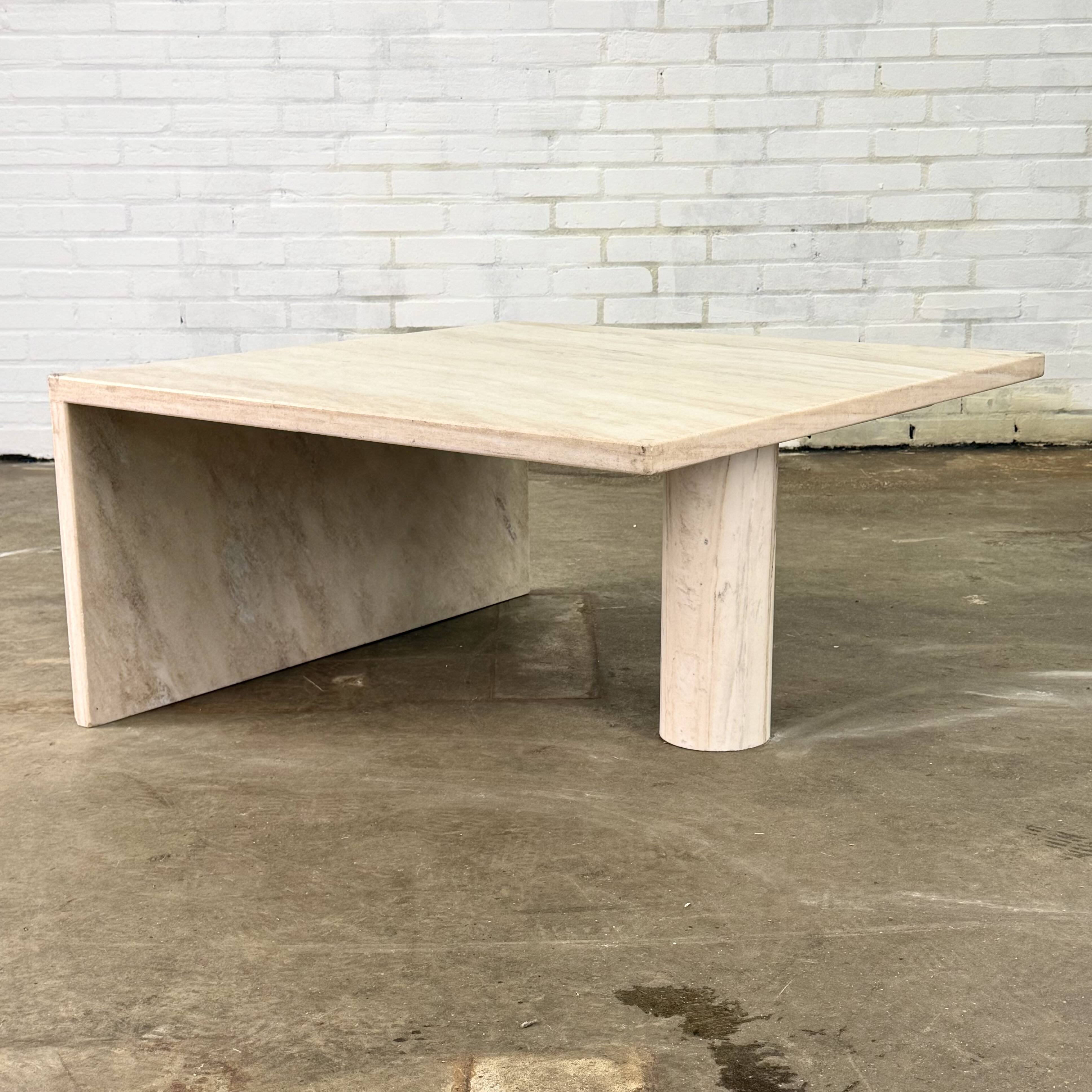 Table basse en marbre italien Palissandro