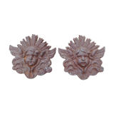 2 cast iron decorations