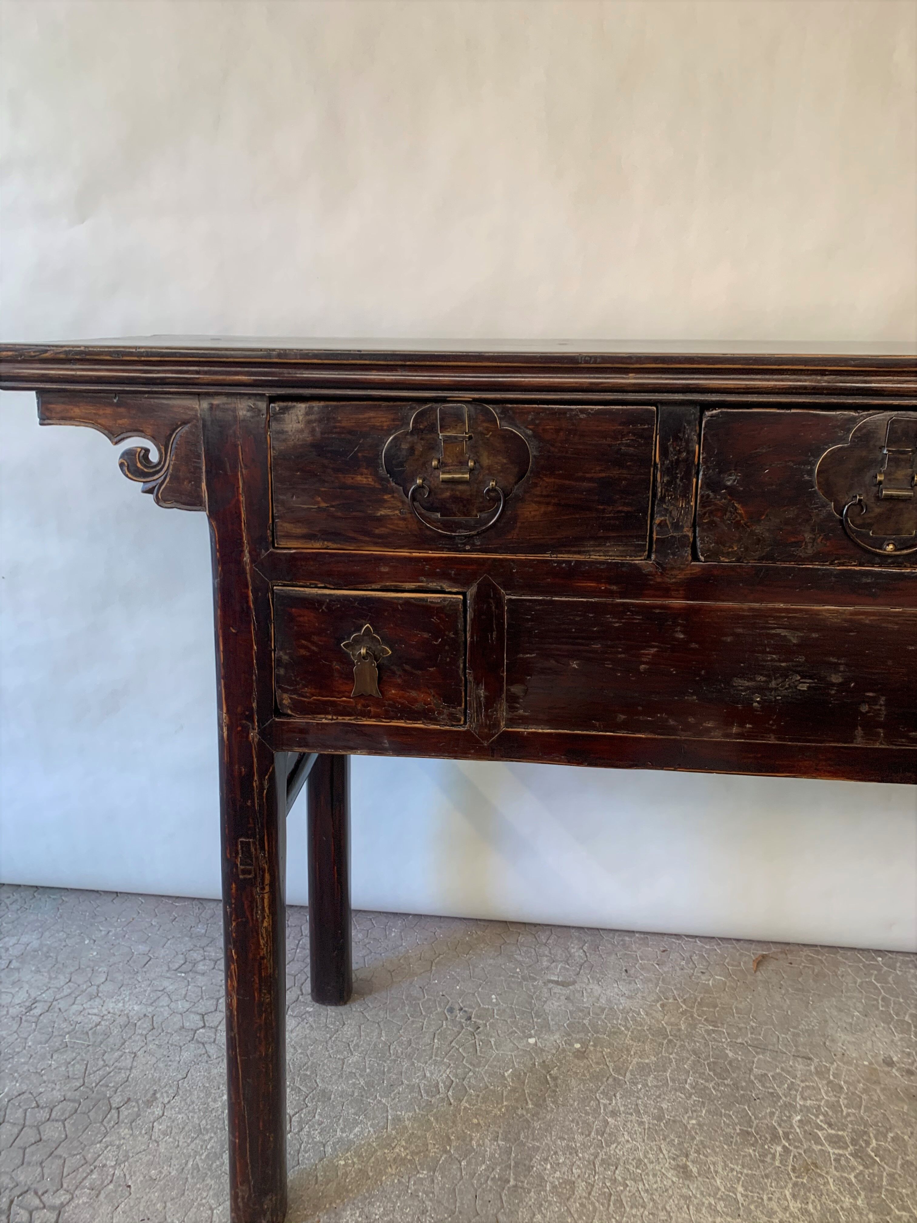 Chinese lay console
