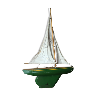 Voilier en bois