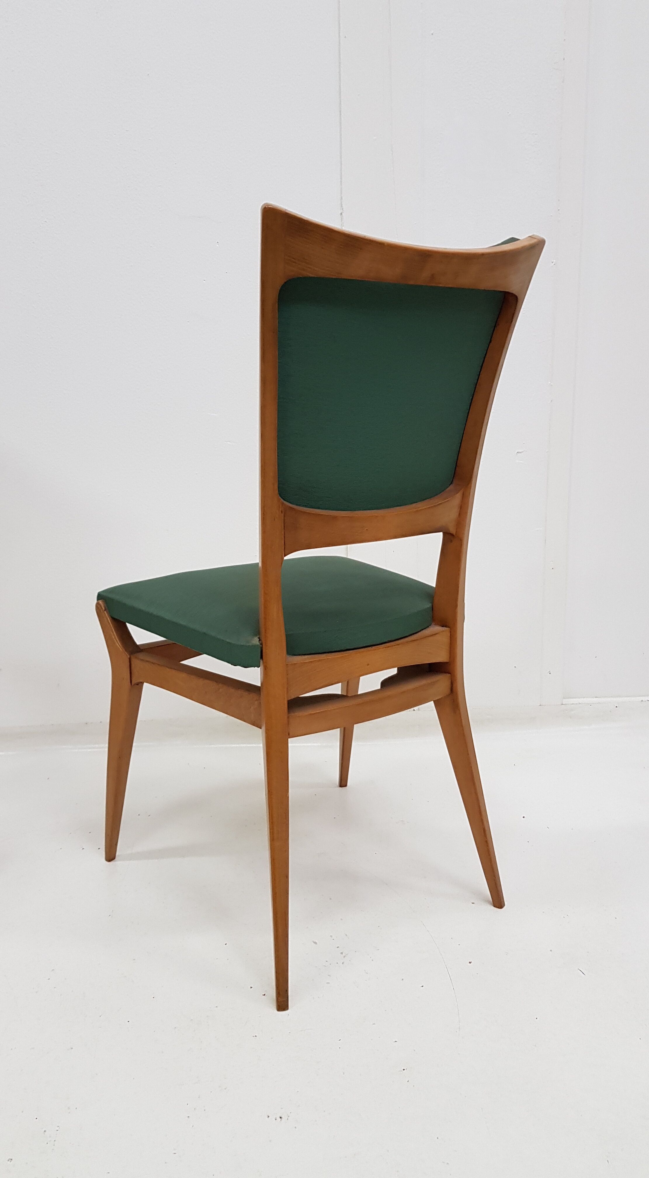 Set of 8 vintage wooden chairs, Italian design of the years 1960/70