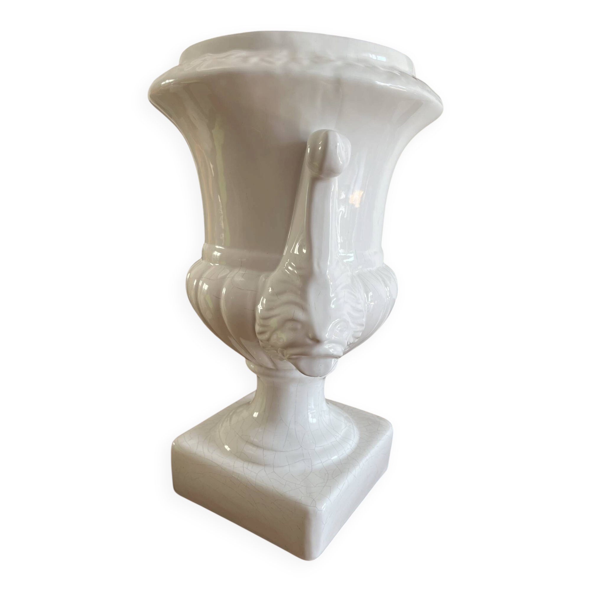 Large Médicis style vase