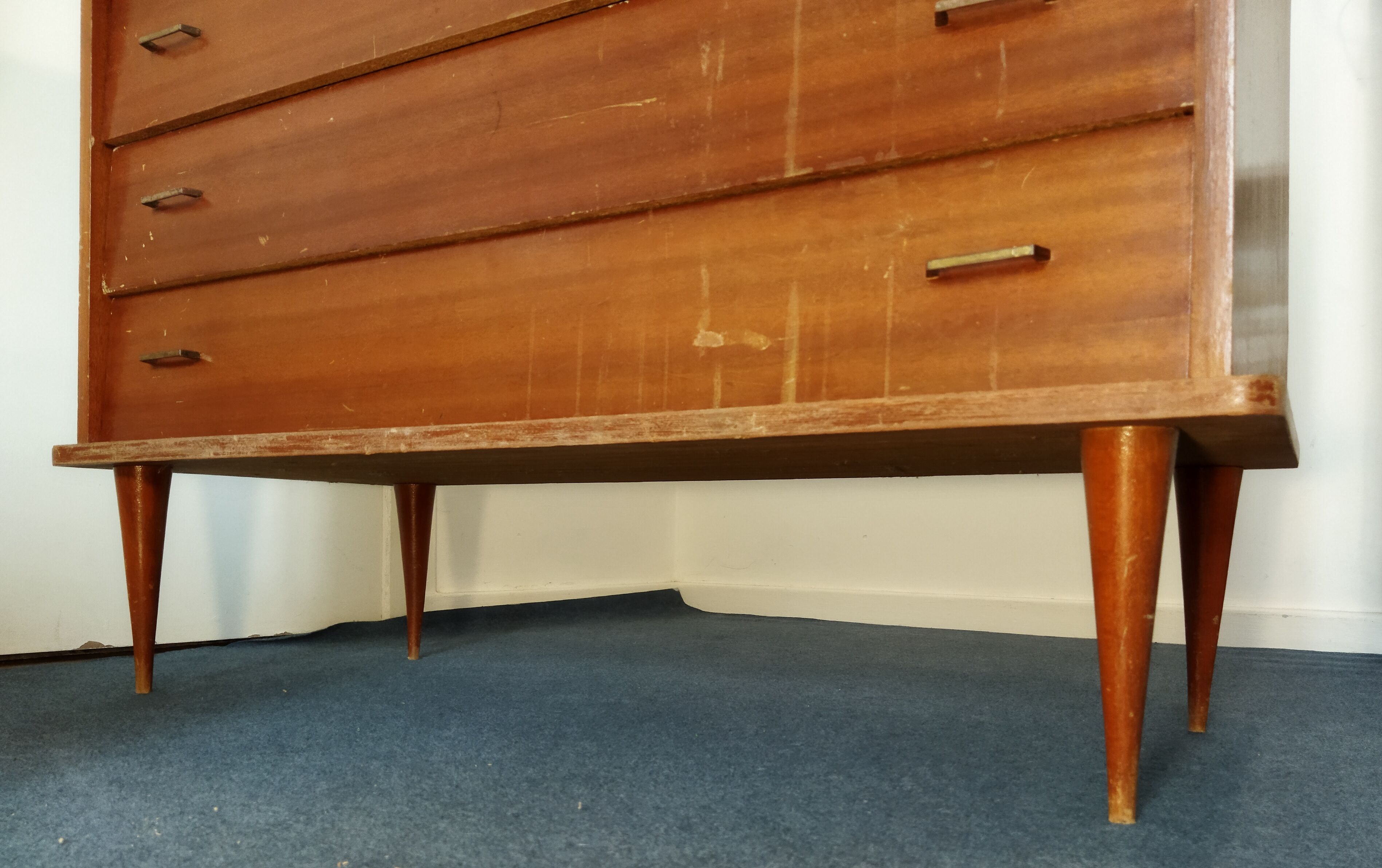 Vintage dresser