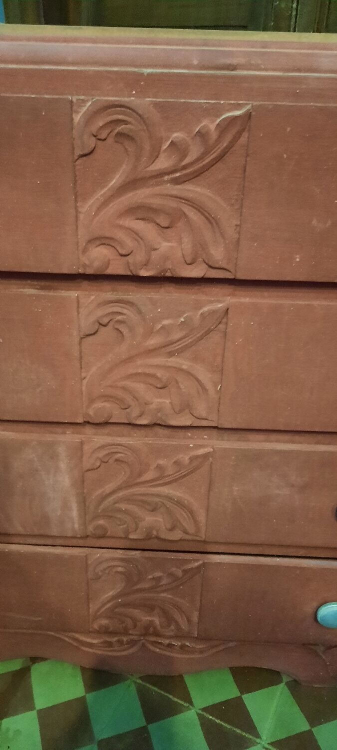 Vintage painted chest of drawers