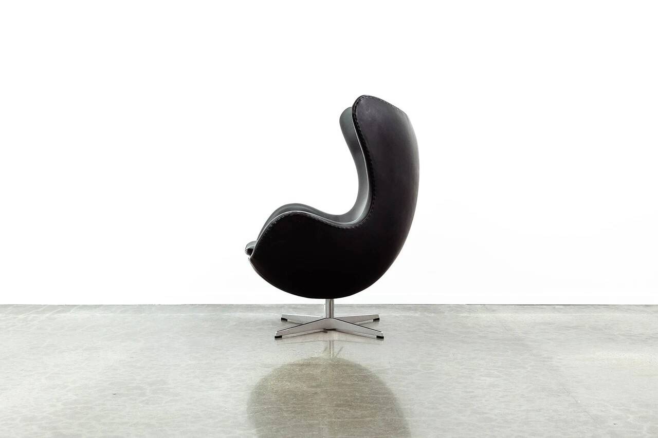 Arne Jacobsen egg chair