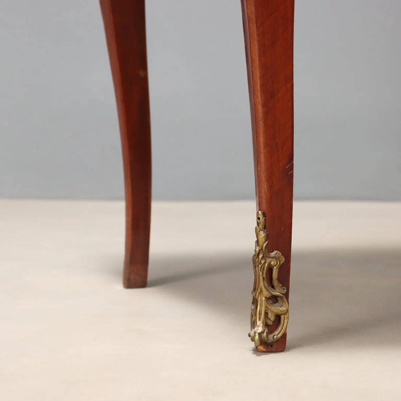 Antique commode in Baroque style made of mahogany, 20th century.