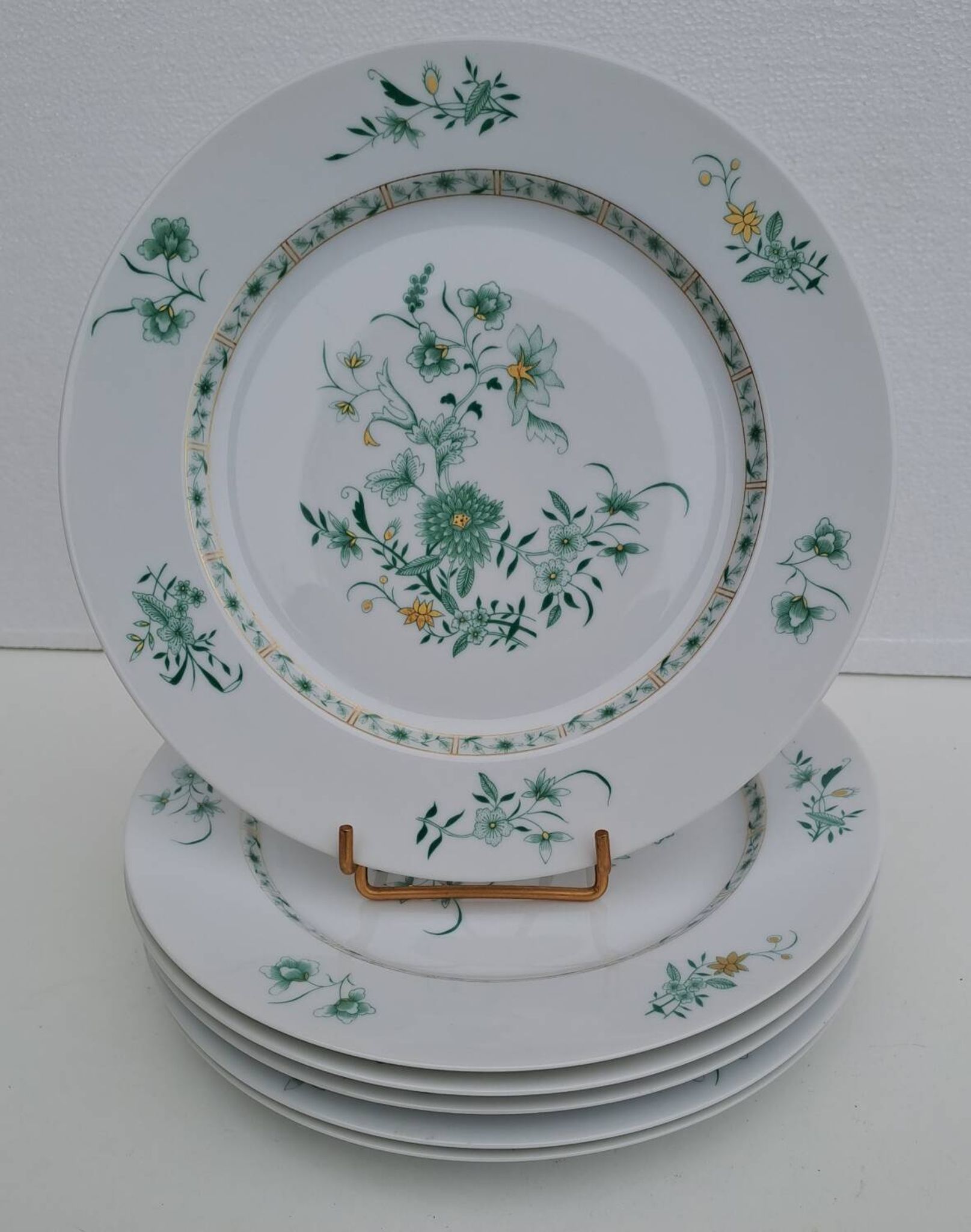 6 assiettes plates en porcelaine Bernardaud Limoges modèle Pékin