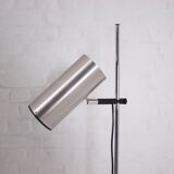 Minimalist floor lamp