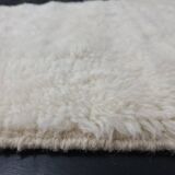 Beni Ouraine rug, white and black, handwoven in the traditional style, size 150x250cm