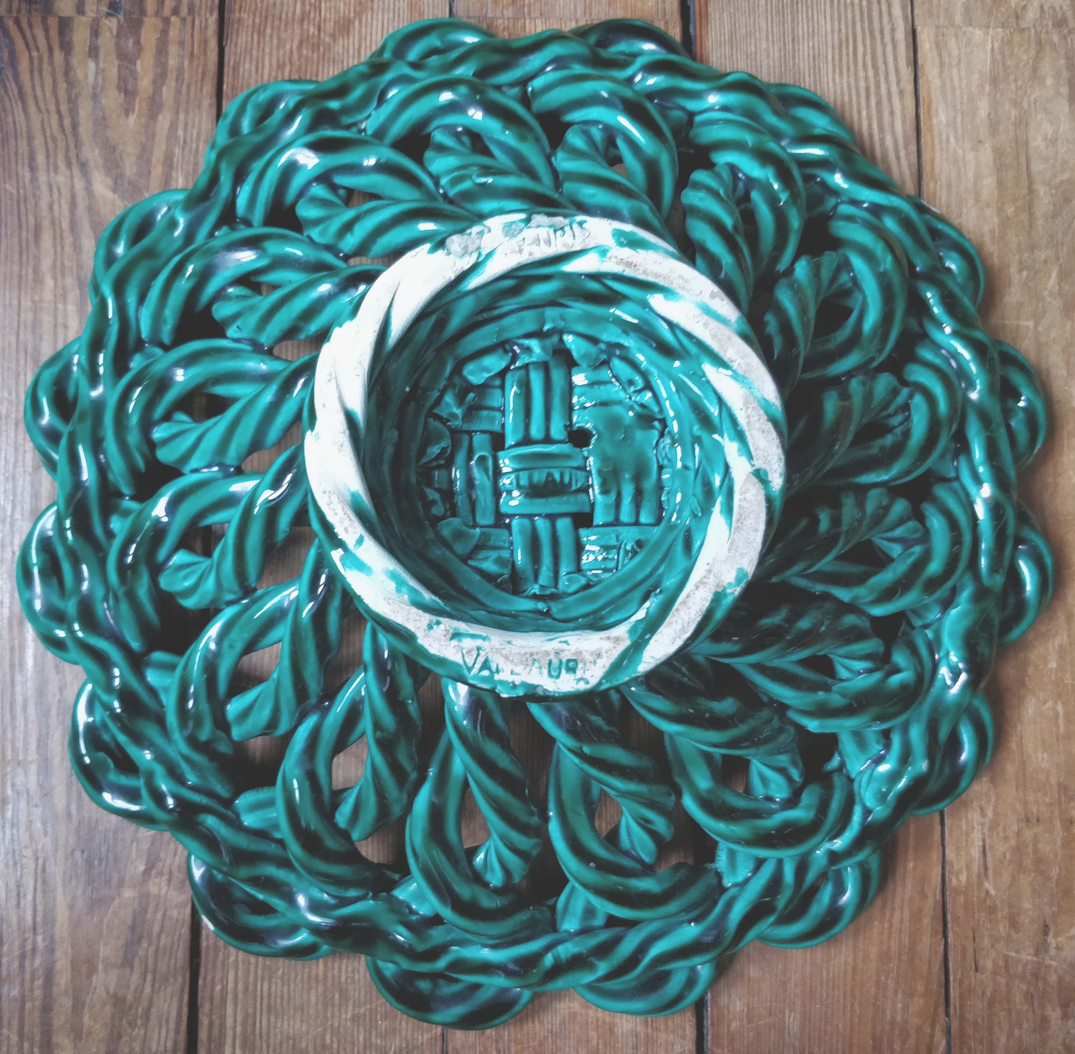 Vallauris woven ceramic fruit basket
