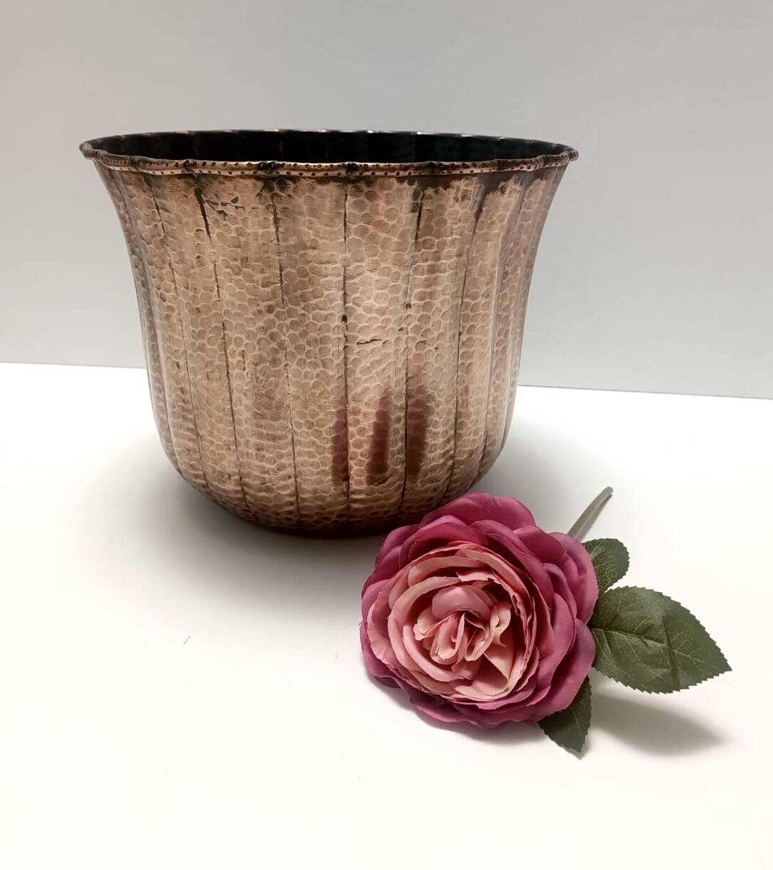 Round Embossed Copper Cachepot / Vase in the style of Egidio Casagrande