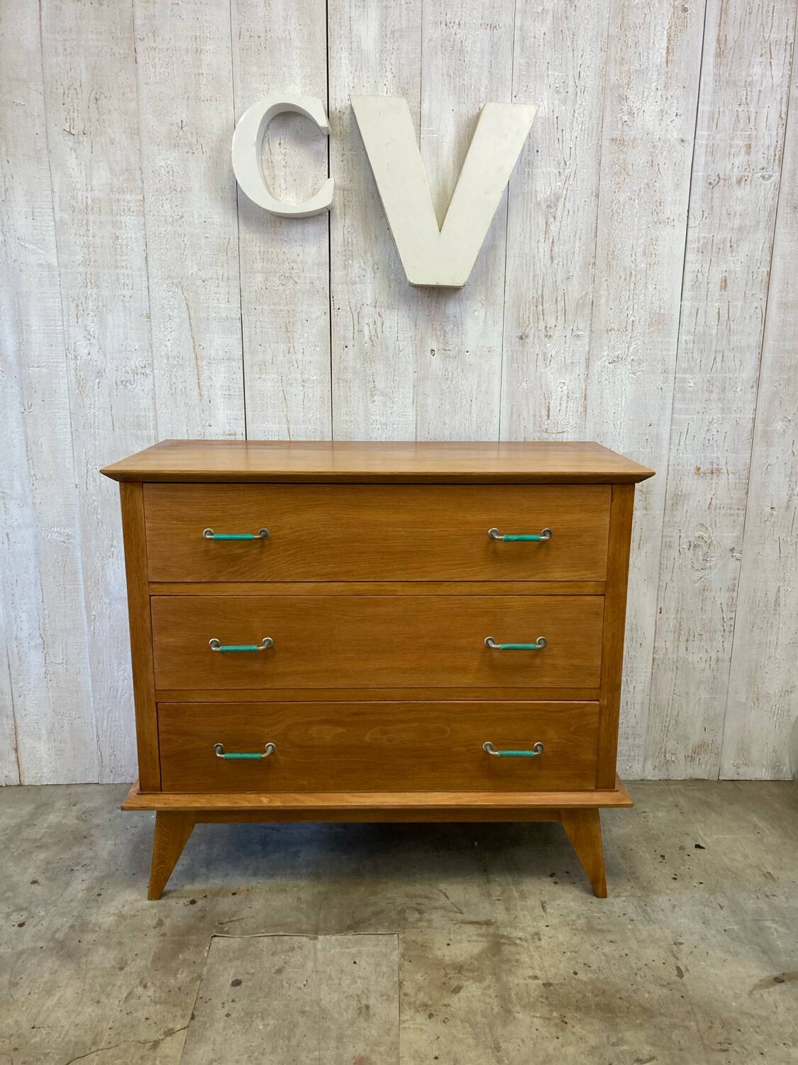 Commode vintage pieds compas