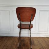 Chaise en simili cuir